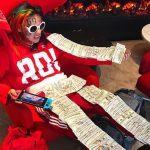 increible descubre como tekashi 6ix9ine regala dinero a sus fans en este revelador post